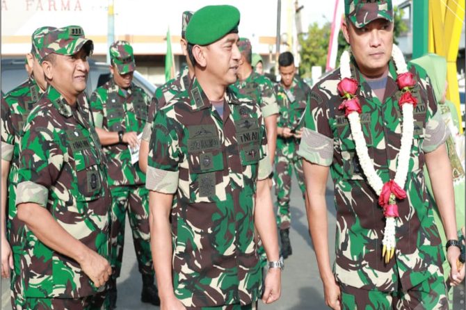 PERESMIAN POLIKLINIK EKSEKUTIF OLEH PANGDAM IV/DIPONEGORO