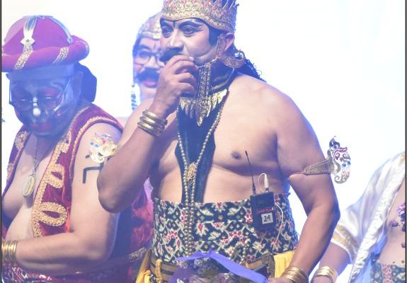 KAKESDAM Jadi Wayang ?