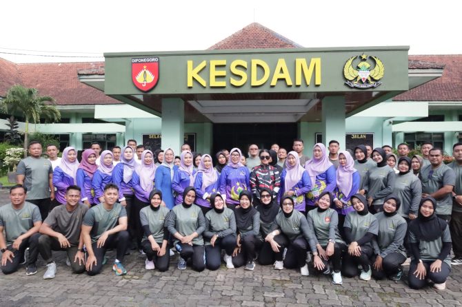 Tingkatkan Kebugaran dan Solidaritas, Personel Makesdam IV/Diponegoro Gelar Senam Aerobik Bersama